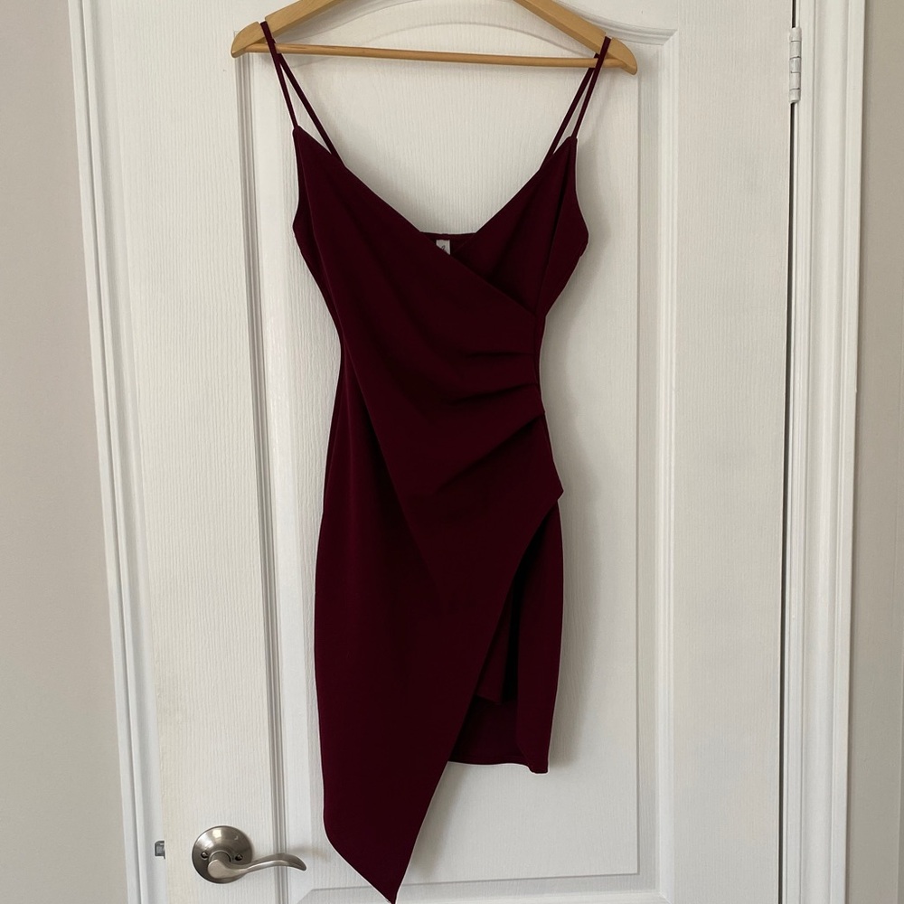 Chic Asymmetrical Burgundy Dress with Spaghetti Straps